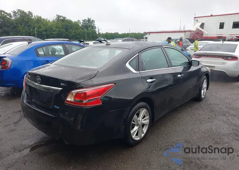 2013 Nissan Altima 2.5 Sv z USA, uszkodzony, nr VIN 1N4AL3AP2DC144006